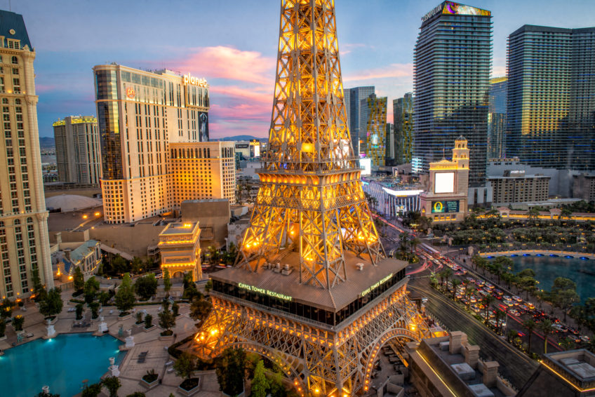 Choosing A Las Vegas Hotel On The Strip Travel Agent Diary