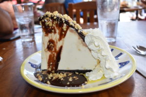 hula pie macadamia nuts hawaii food