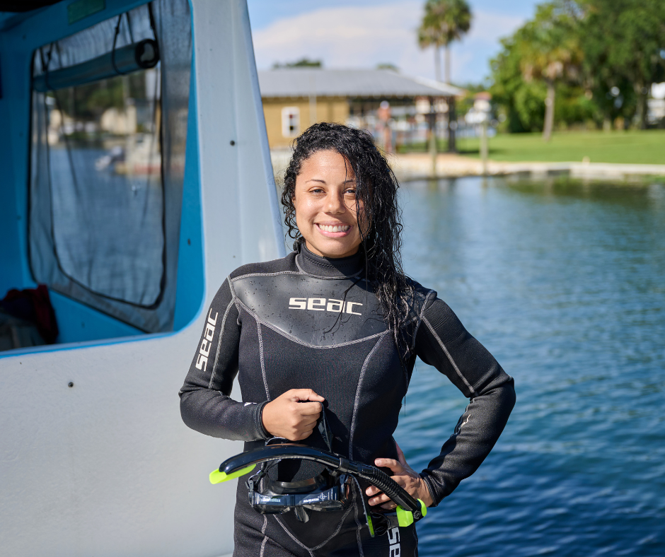 salty siren tours - swimming with manatees